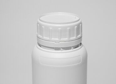 Kunststoff Rundflasche fluoriert: 500 Milliliter, Farbe: weiß Kunststoff Rundflasche fluoriert: 500 Milliliter, Farbe: weiß