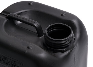 Plastic canister: 5,0 liter, colour: black Plastic canister: 5,0 liter, colour: black