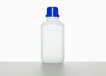 Chemical bottle: 500 milliliter, colour: natural