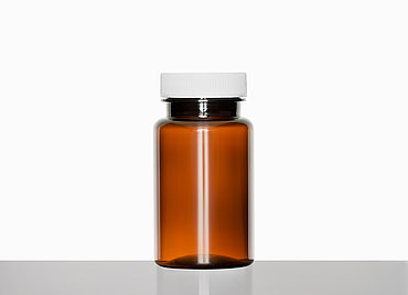 PET-Packer: 100 milliliter, colour: brown (photo in white)