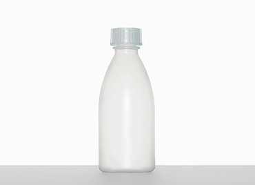 Laboratory bottle: 100 milliliter, colour: natural
