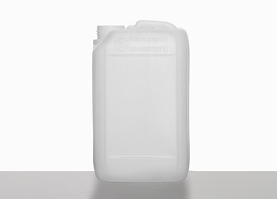 Plastic canister: 3,0 liter, colour: natural