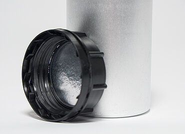 Aluminium bottle round shoulder: 325 milliliter, colour: matte silver stained