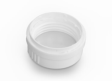 Child-proof closure of PP/HDPE ø 47,0 mm mouth Child-proof closure of PP/HDPE ø 47,0 mm mouth