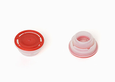 Prelldeckel mit Balg aus HDPE/LDPE ø 32,0 mm Mündung