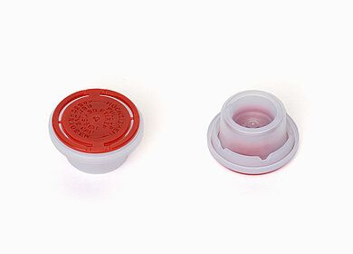 Prelldeckel mit Balg aus HDPE/LDPE ø 42,0 mm Mündung