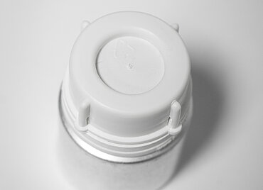 Aluminiumflasche Schrägschulter: 65 Milliliter, Farbe: silbermatt gebeizt Aluminiumflasche Schrägschulter: 65 Milliliter, Farbe: silbermatt gebeizt