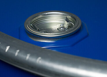 Stahlblech Deckelspundfass: 213,0 Liter, Farbe: blau RAL 5010 Stahlblech Deckelspundfass: 213,0 Liter, Farbe: blau RAL 5010