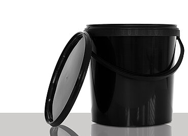 Plastic bucket: 10,0 liter, colour: black Plastic bucket: 10,0 liter, colour: black