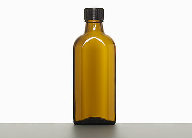 Meplatflasche: 100 Milliliter, Farbe: braun