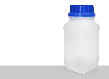 Chemical bottle: 500 milliliter, colour: natural Chemical bottle: 500 milliliter, colour: natural