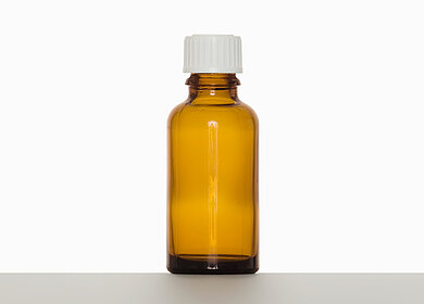 Tropfflasche: 30 Milliliter, Farbe: braun