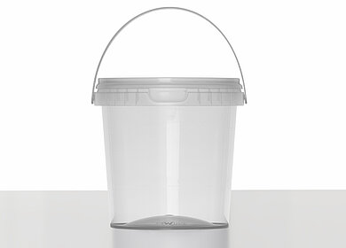 Plastic round bucket: 750 milliliter, colour: clear transparent