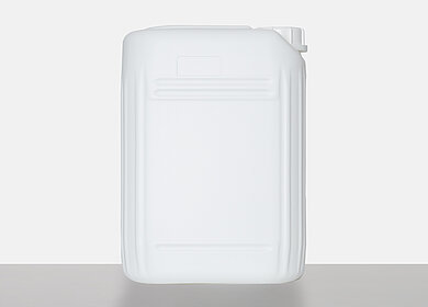 Plastic canister fluorinated: 11,0 liter, colour: white