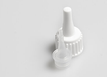 Tropfverschluss mit langer Spitze aus PP ø 18,0 mm Mündung Tropfverschluss mit langer Spitze aus PP ø 18,0 mm Mündung