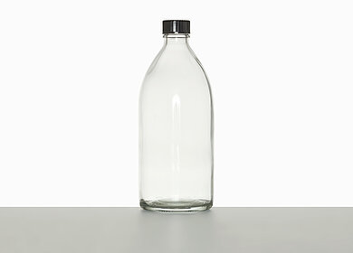 Narrow neck bottle: 500 milliliter, colour: clear
