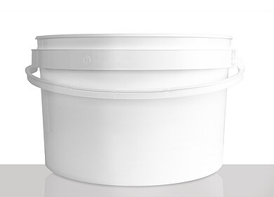 Plastic round bucket UN: 10,4 liter, colour: white