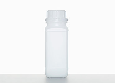 Chemical bottle: 250 milliliter, colour: white