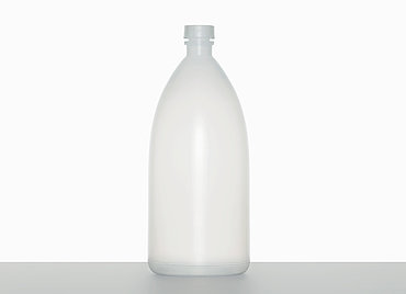 Laboratory bottle: 2,0 liter, colour: natural