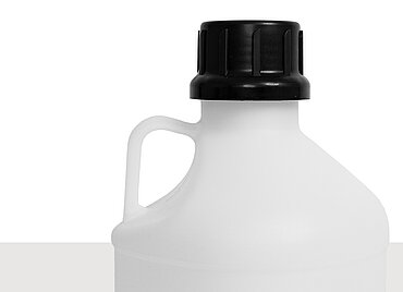 Plastic hazardous goods bottle: 2,5 liter, colour: natural
