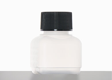 Square bottle: 30 milliliter, colour: natural
