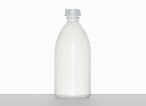 Laboratory bottle: 500 milliliter, colour: natural