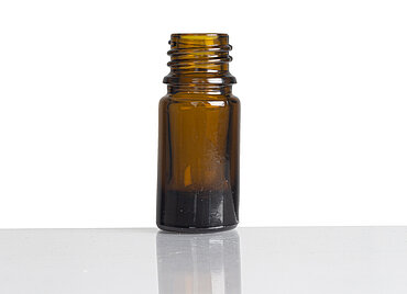 Dropper bottle: 5 milliliter, colour: brown Dropper bottle: 5 milliliter, colour: brown