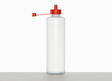 Round bottle squeeze: 500 milliliter, colour: clear