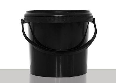 Plastic round bucket: 2,5 liter, colour: black