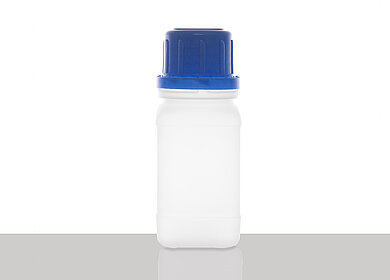 Chemical bottle: 100 milliliter, colour: natural