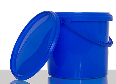 Plastic round bucket: 5,0 liter, colour: blue Plastic round bucket: 5,0 liter, colour: blue