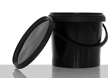 Plastic round bucket: 2,5 liter, colour: black Plastic round bucket: 2,5 liter, colour: black