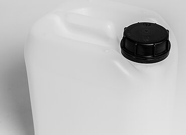 Plastic canister: 5,0 liter, colour: natural