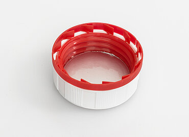 Child-proof closure of PP/HDPE ø 39,0 mm mouth