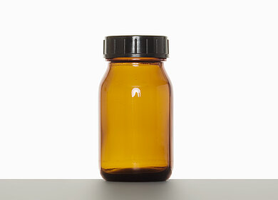 Wide neck bottle: 100 milliliter, colour: brown